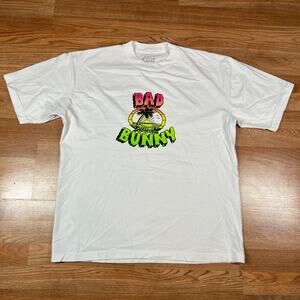 Official 2022 Bad Bunny Un Verano Sin Ti World’s Hottest Tour White Shirt Large